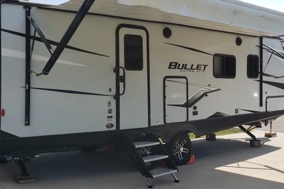 Greg's Keystone Bullet 250BHS Travel Trailer