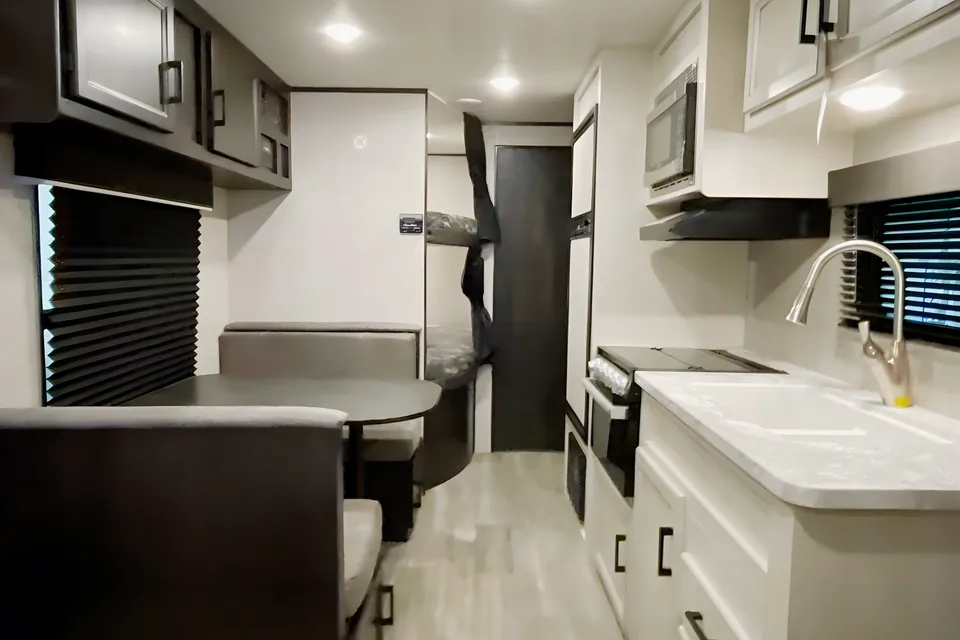 Ion's Jayco Jay Flight SLX 8 264BH Travel Trailer