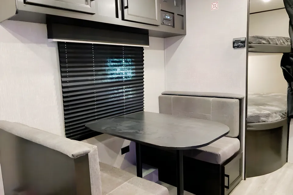 Ion's Jayco Jay Flight SLX 8 264BH Travel Trailer