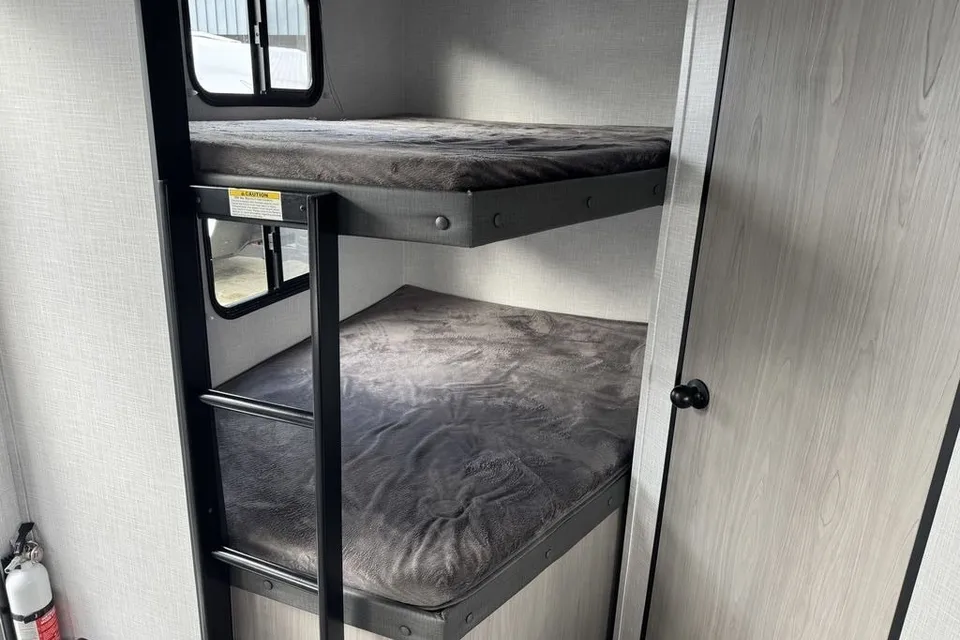 Paige's Coleman Lantern Lite Travel Trailer