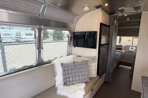 Great For Families with Young Kids - Airstream Flying Cloud 25FB