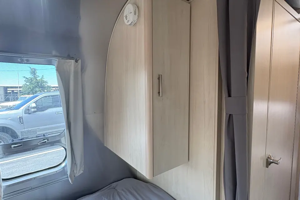 Great For Families with Young Kids - Airstream Flying Cloud 25FB