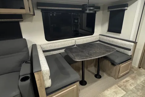 Brand New Palomino Puma 31QBBH Travel Trailer
