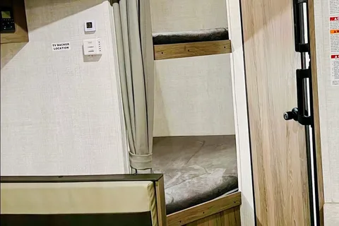 William's Gulf Stream Conquest 197BH Travel Trailer