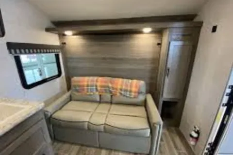 New Grand River 22MB Travel Trailer