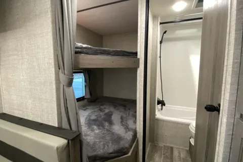 New Grand River 22MB Travel Trailer