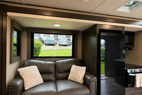 Grand Design Transend Travel Trailer