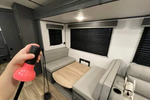 ❤️✅We deliver & Set-Up! Loaded! Sleeps 10! 2022 Keystone Bullet Ultralite 287QBS