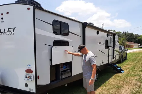 ❤️✅We deliver & Set-Up! Loaded! Sleeps 10! 2022 Keystone Bullet Ultralite 287QBS