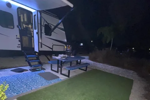 ❤️✅We deliver & Set-Up! Loaded! Sleeps 10! 2022 Keystone Bullet Ultralite 287QBS