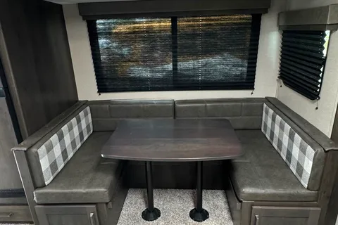 Leon’s Grand Design Transend 315BH 36FT Travel Trailer