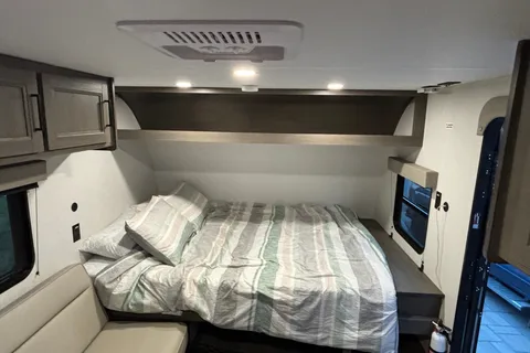 2025 Grand Design Transcend 151BH Travel Trailer