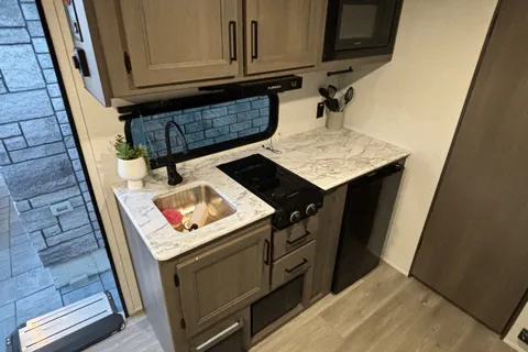 2025 Grand Design Transcend 151BH Travel Trailer