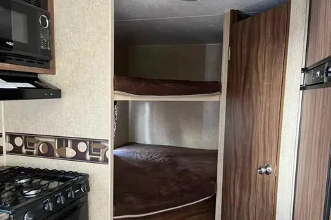 Pete's  Sportsman Bunkhouse 