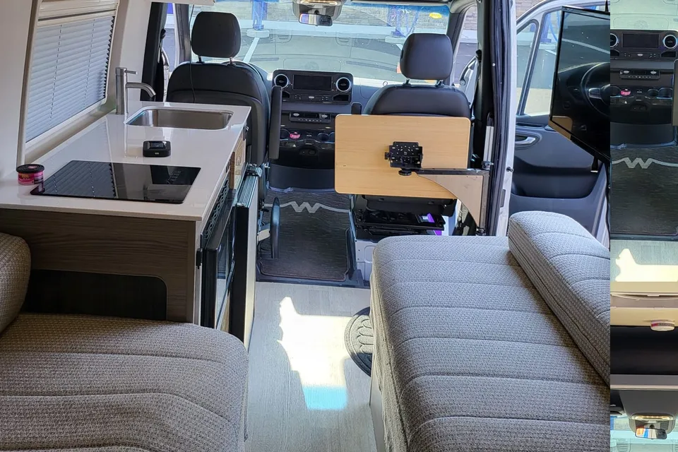 Don's Winnebago boldt 70KL Class B