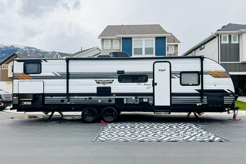  Forest River Wildwood X-Lite Travel Trailer