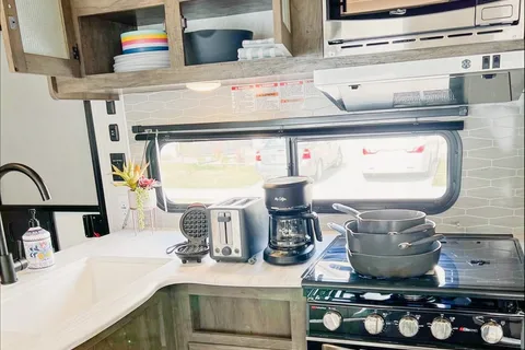  Forest River Wildwood X-Lite Travel Trailer
