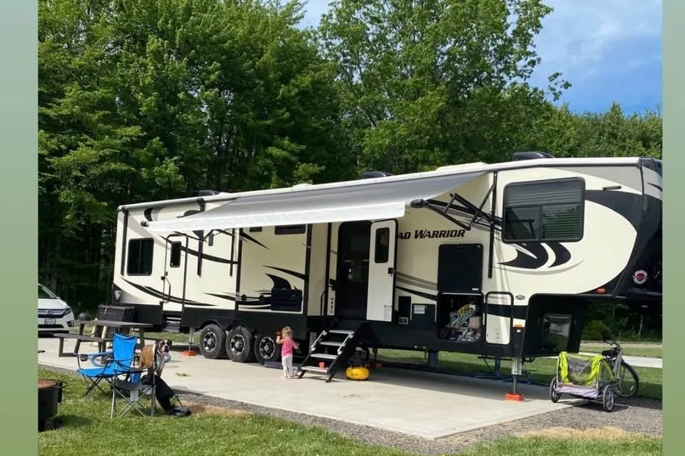 2018 Heartland Road Warrior 413 Toy Hauler - Loaded & Adventure-Ready!