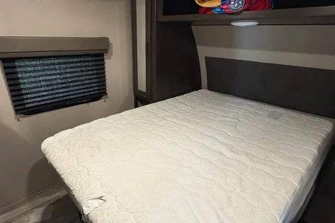 Michael's Grand Bunkhouse 297QB Transcend
