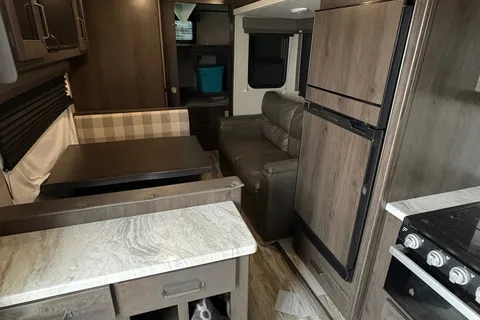 Michael's Grand Bunkhouse 297QB Transcend
