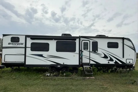 Troy & Kaila’s Venture RV SPORTTREK Travel Trailer