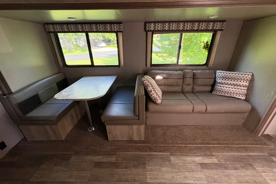 Whispering Pines Mobile Resort Coachmen Catalina Summit 261bhs Travel Trailer