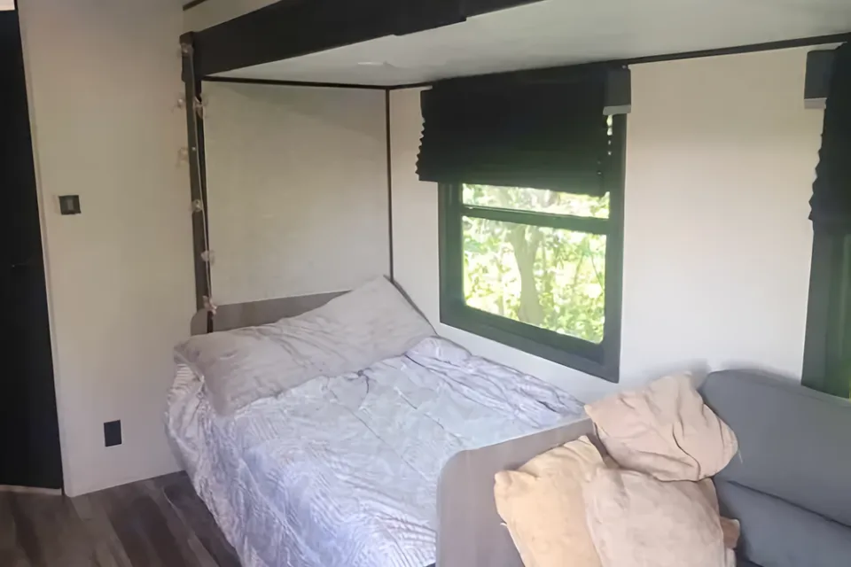 Joshua's Starcraft Autumn Ridge Travel Trailer