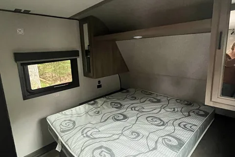 Alex's family friendly Camper