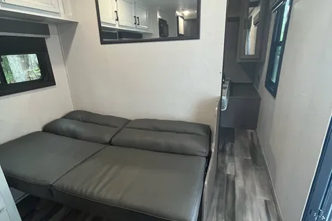 Alex's family friendly Camper
