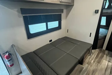 Alex's family friendly Camper