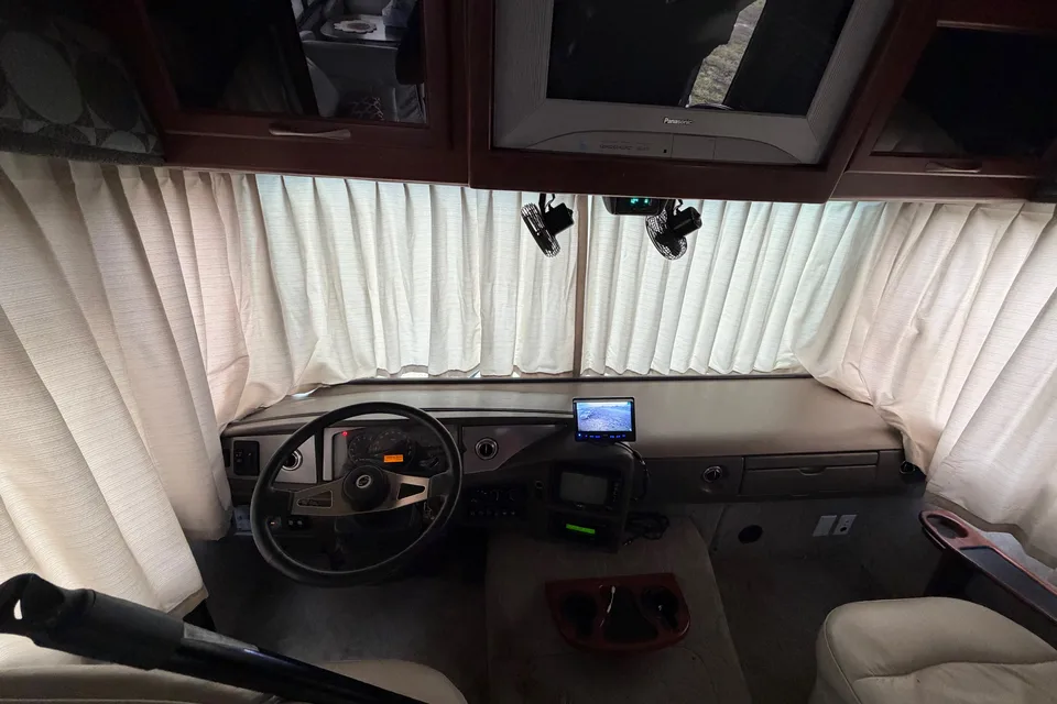 Les's Fleetwood pace arrow 35g Class A
