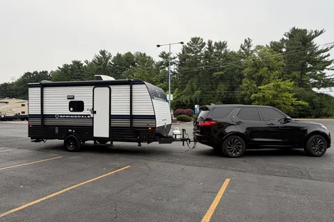 Nomadic Nature Rentals w Luxury Amenities (Mini)