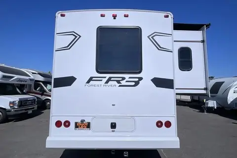 2024 FR3 30DS Luxury Class A | Easy to Drive | Sleeps 6 | Like New