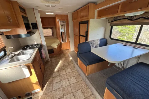 Dan's Forest River Sunseeker Class C