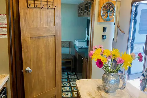 Keystone Montana Fifth Wheel with 2 bedrooms