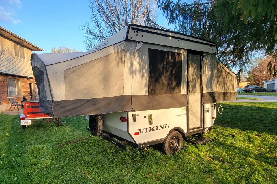 John's Viking Sport Tent Trailer
