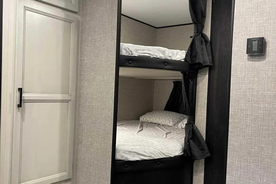 2022 Jayco flight slx8 267Bhs Travel Trailer