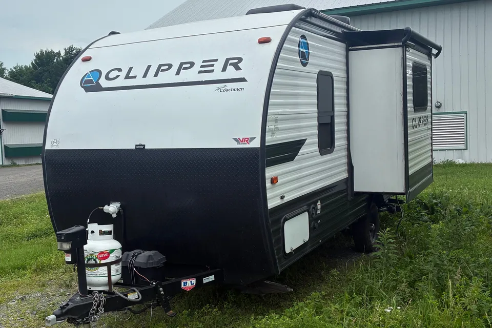 Louise  Coachmen clipper Roulotte