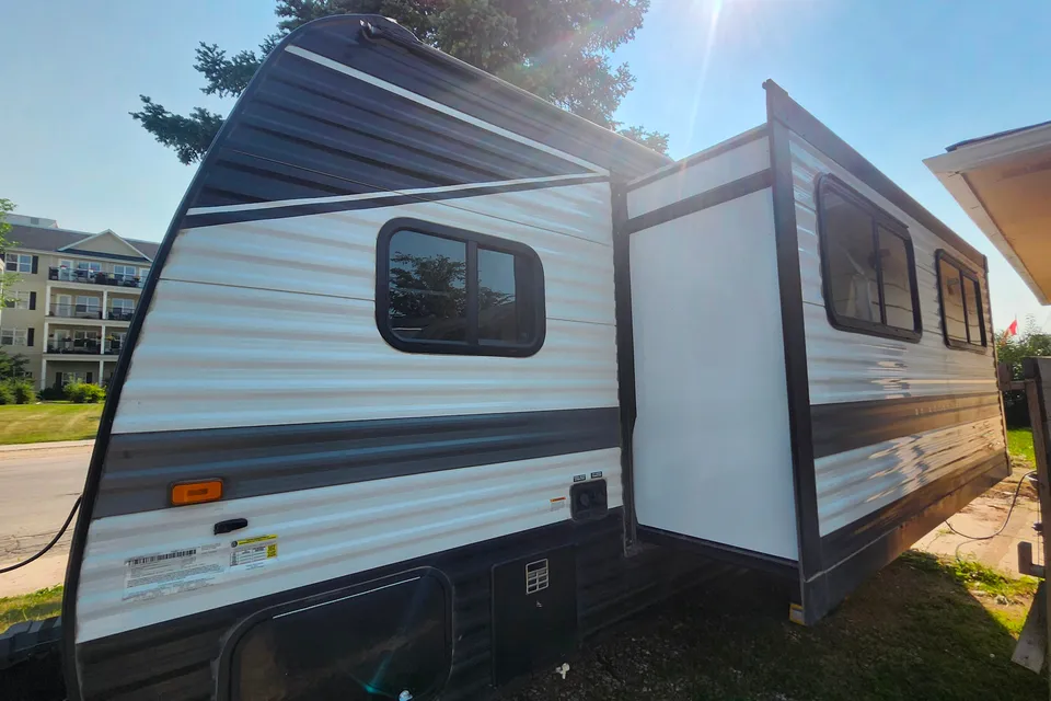 Stewart's Hideout 2 axle , one master bedroom, Travel Trailer