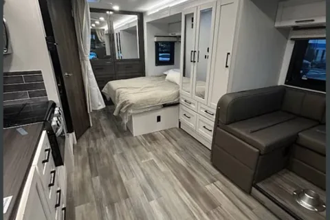 (RV-with-ME) 2026 Jayco Redhawk 24B