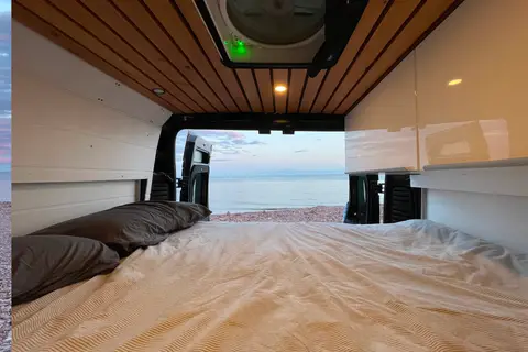 Van-Escapades 22-001 - Promaster 4 places