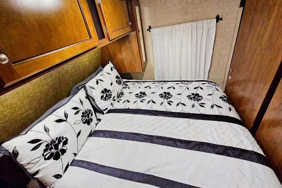 Heartland Prowler 32P BHS Travel Trailer