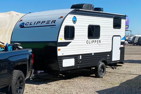 Jaret's Coachman Clipper Travel Trailer