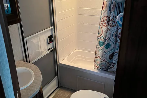 BigJeff's Heartland Mallard 312 Travel Trailer Delivery or Rent in Place