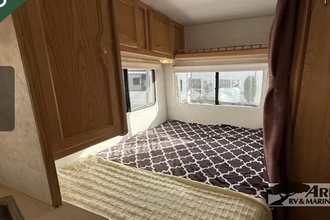 Island Wanderer Motorhome-Port Alberni Area Only Please-West Coast Minimum of 3 days
