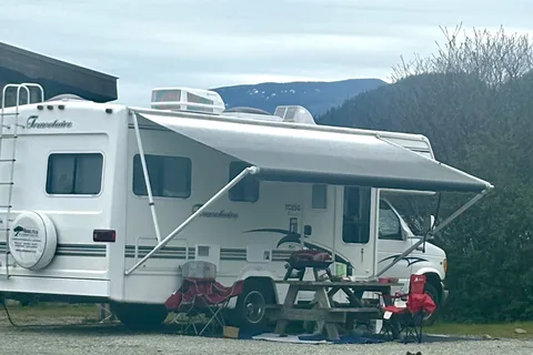 Island Wanderer Motorhome-Port Alberni Area Only Please-West Coast Minimum of 3 days