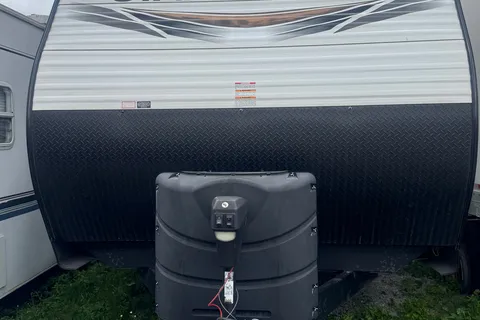 Nanda's Starcraft Aluminum Travel Trailer