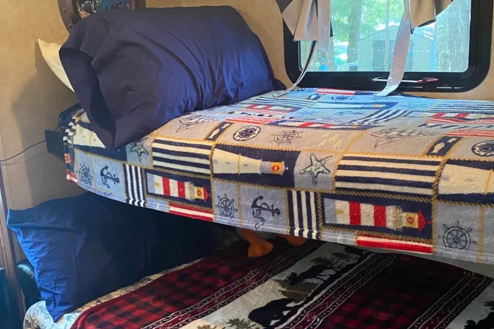 Fonzi’s Forest River Wildwood 31bkis Travel Trailer
