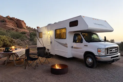 (#9) Class C Motorhome – Majestic 28A RV | Sleeps 8 | Unlimited Fun