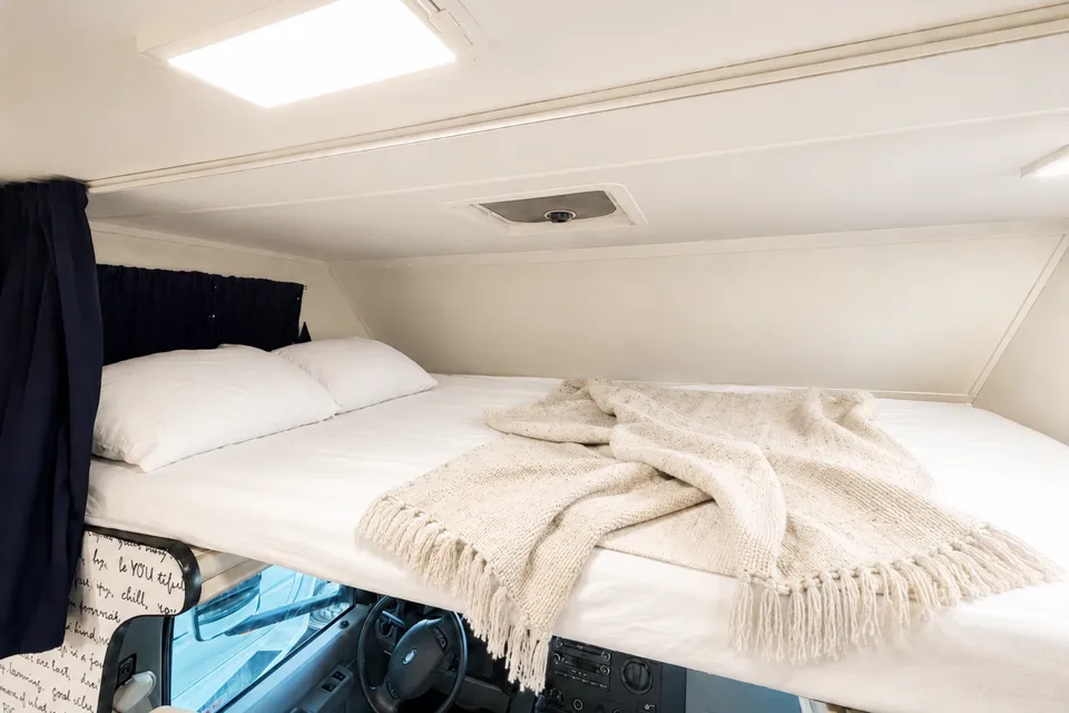 (#9) Class C Motorhome – Majestic 28A RV | Sleeps 8 | Unlimited Fun